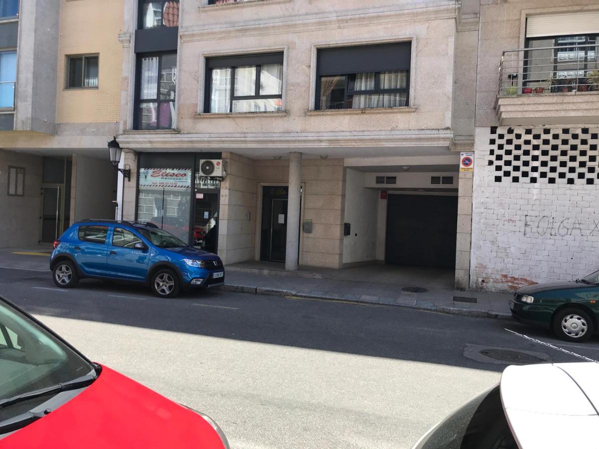 Acogedor Apartamento Atico En El Centro De O Porrino Bagian luar foto